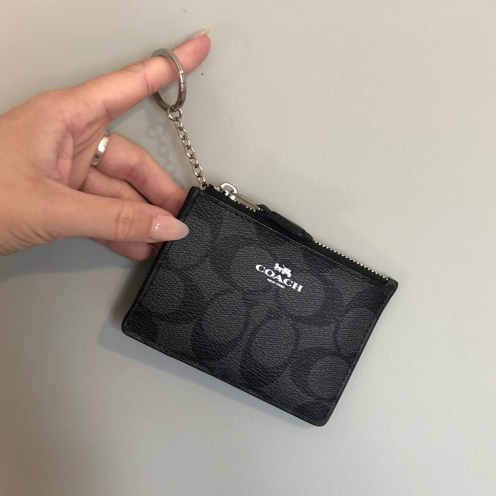 Coach card case / card holder brand new with tags